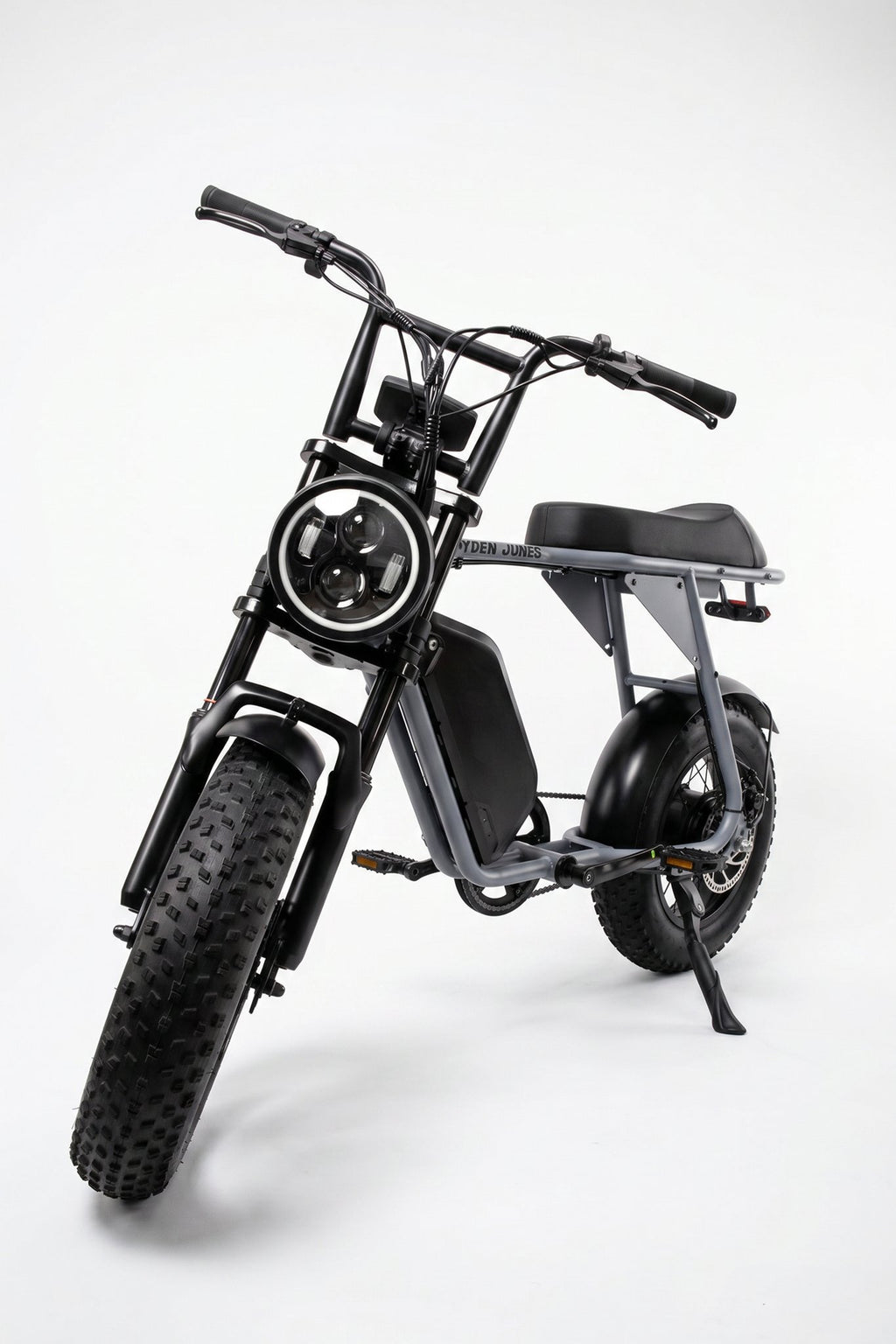 Bicicleta eléctrica Jayden Jones Hurricane — tres cuartos